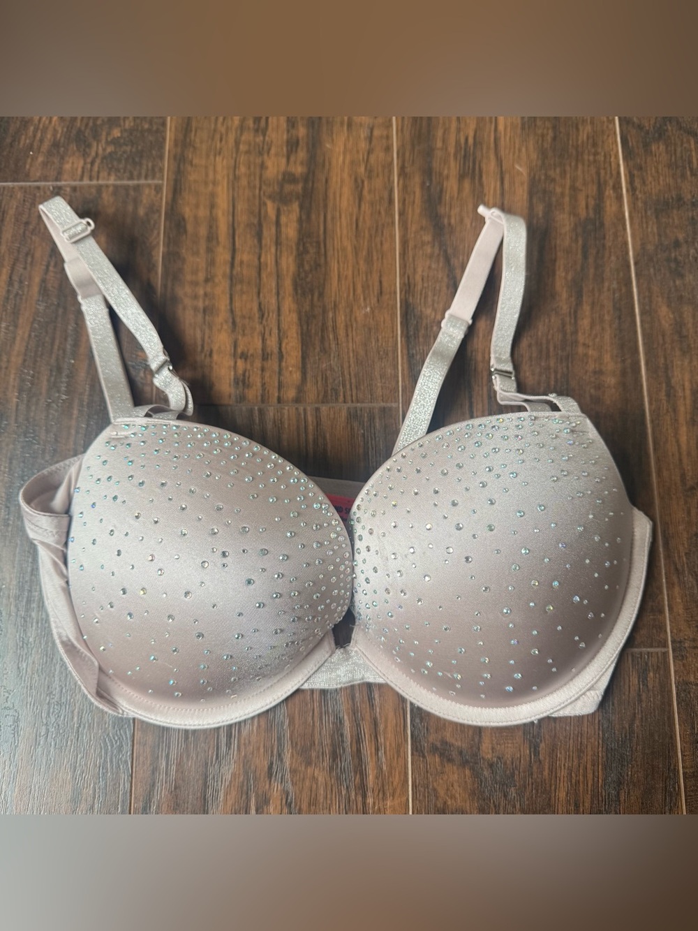 La Senza Beyond Sexy Classic Plunge 36C Rhinestone Rose Color Padded Bra